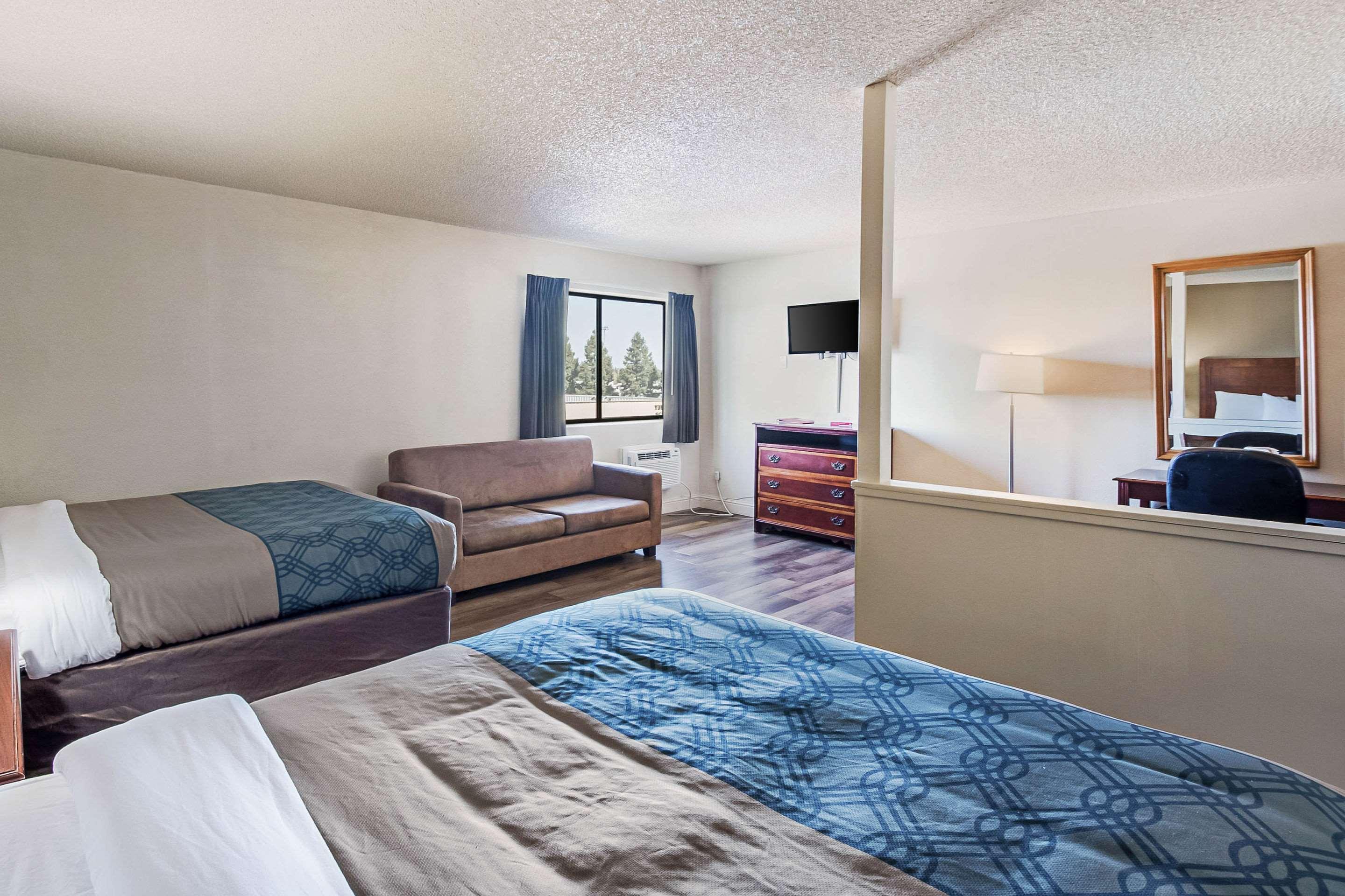 Sutter Inn Yuba City Exterior photo
