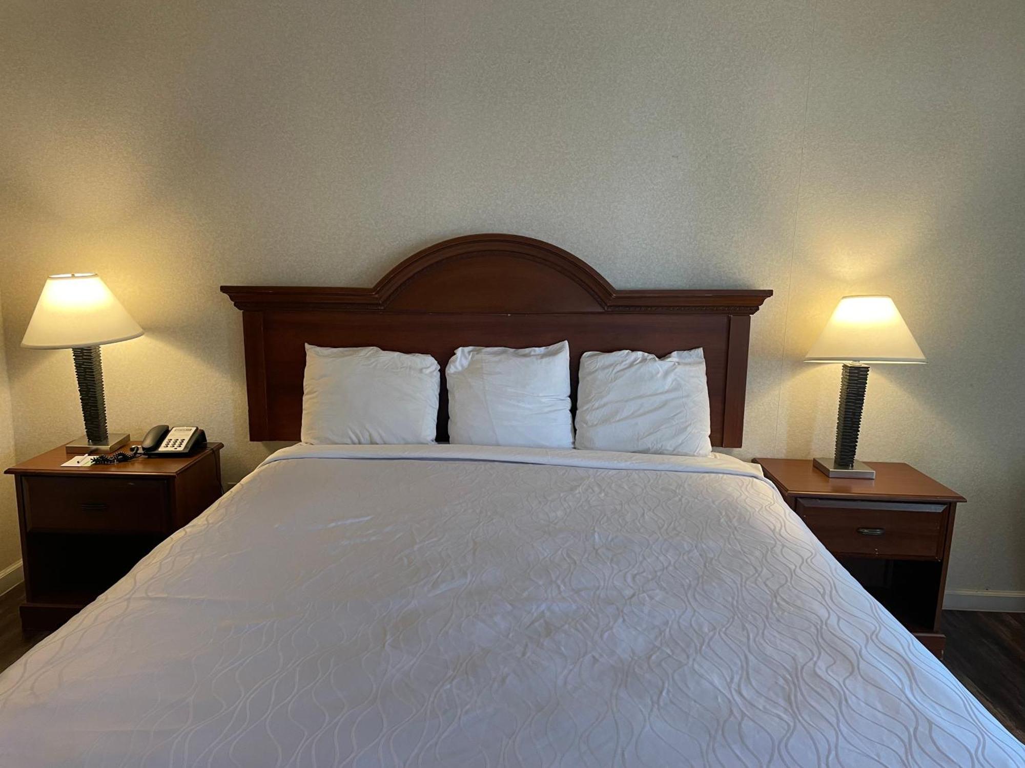 Sutter Inn Yuba City Exterior photo